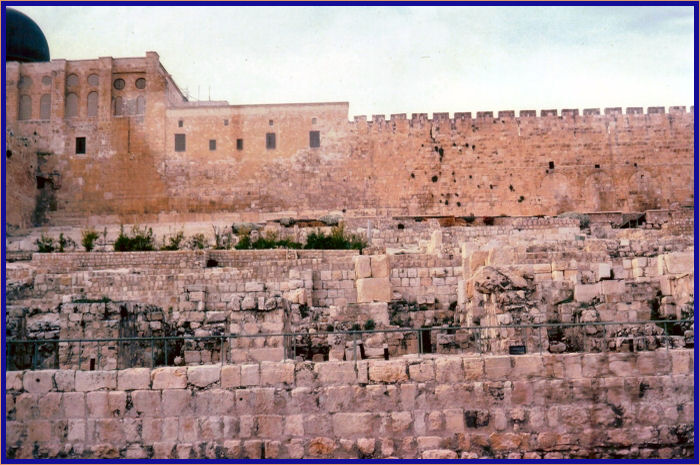 Southeastern Wall of Jerusalem showing the Triple or Huldah Gates